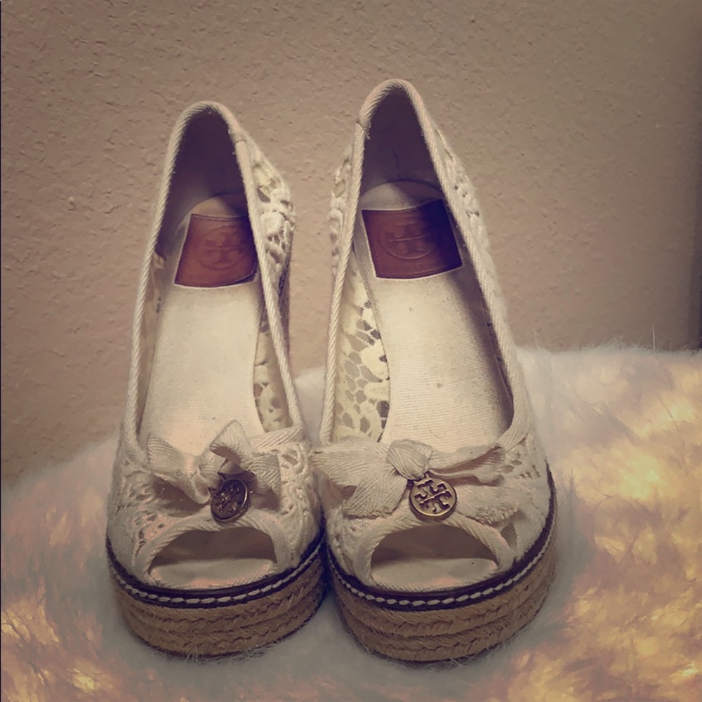 Tory Burch Lace Wedges 7B